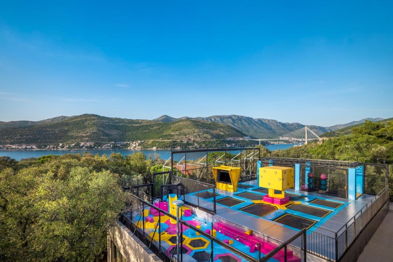 Hotell Valamar Lacroma 4*