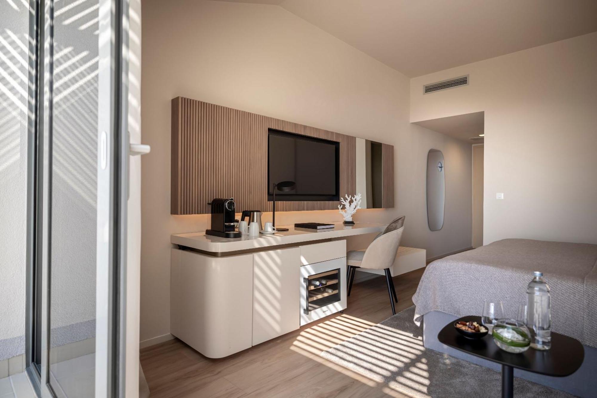 Hotel Valamar Lacroma